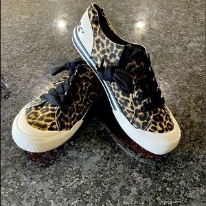 Rocket Doc sneakers size 9 leopard pattern